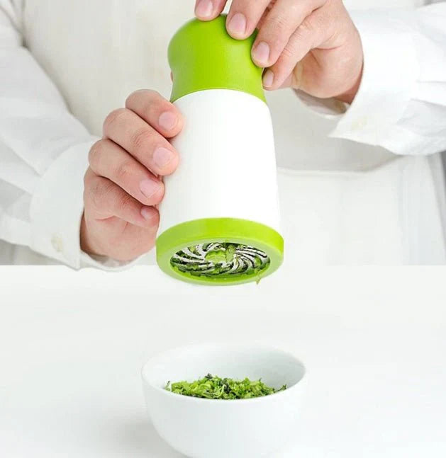 Herb Grinder & Spice Mill – Manual Parsley Shredder and Chopper